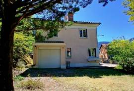 Charming Character House In Art Deco Style With 4 Bedrooms, Veranda, Terrace And Garage On A 511 M2 Plot With Magnificent Views