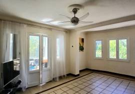 Charming Character House In Art Deco Style With 4 Bedrooms, Veranda, Terrace And Garage On A 511 M2 Plot With Magnificent Views