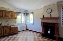 Charming Character House In Art Deco Style With 4 Bedrooms, Veranda, Terrace And Garage On A 511 M2 Plot With Magnificent Views