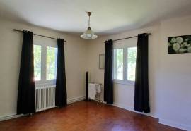 Charming Character House In Art Deco Style With 4 Bedrooms, Veranda, Terrace And Garage On A 511 M2 Plot With Magnificent Views