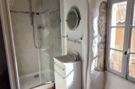 Charming Stone House With 68 M2 Of Living Space In The Heart Of The Village On A Quiet Street With A Small Terrace. Charming Stone House With 68 M2 Of Living Space In The Heart Of The Village On A Quiet Street With A Small Terrace.