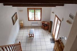 Pleasant Villa With 2 Separate Dwellings, Several Outbuildings And Garage On A 1017 M2 Plot With Lovely Views.