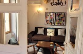 Charming Furnished Village House With 73 M2 Of Living Space In The Heart Of The Village, 10 Minutes From Pezenas. Charming Furnished Village House With 73 M2 Of Living Space In The Heart Of The Village, 10 Minutes From Pezenas.