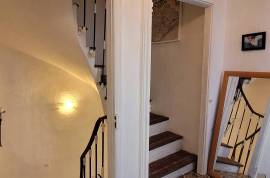 Charming Furnished Village House With 73 M2 Of Living Space In The Heart Of The Village, 10 Minutes From Pezenas. Charming Furnished Village House With 73 M2 Of Living Space In The Heart Of The Village, 10 Minutes From Pezenas.