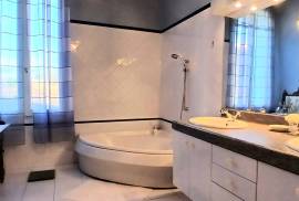 Impressive Maison De Maitre Offering 7 Bedrooms, 4 Bathrooms, A Garage, 2 Courtyards And A Garden With Swimming Pool. Rare Impressive Maison De Maitre Offering 7 Bedrooms, 4 Bathrooms, A Garage, 2 Courtyards And A Garden With Swimming Pool. Rare