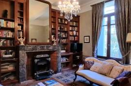 Impressive Maison De Maitre Offering 7 Bedrooms, 4 Bathrooms, A Garage, 2 Courtyards And A Garden With Swimming Pool. Rare Impressive Maison De Maitre Offering 7 Bedrooms, 4 Bathrooms, A Garage, 2 Courtyards And A Garden With Swimming Pool. Rare