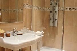 Impressive Maison De Maitre Offering 7 Bedrooms, 4 Bathrooms, A Garage, 2 Courtyards And A Garden With Swimming Pool. Rare Impressive Maison De Maitre Offering 7 Bedrooms, 4 Bathrooms, A Garage, 2 Courtyards And A Garden With Swimming Pool. Rare