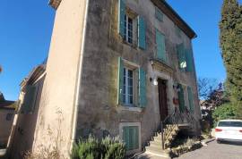 Exceptional Furnished Character House With 300 M2 Of Living Space On The Canal Du Midi.