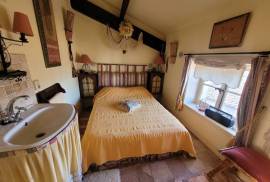 Exceptional Furnished Character House With 300 M2 Of Living Space On The Canal Du Midi.