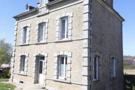 Attractive Detached Manor House Style Property