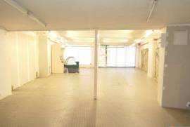 Business Premises with Apartment Above