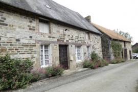 Detached Country Cottage with Character and Open View