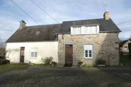 Detached Country House with Outbuildings