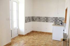 Town House With Courtyard Garden