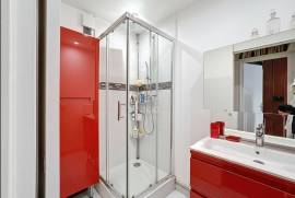 Paris Apartment with Private Garden Paris Apartment with Private Garden