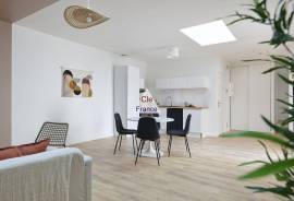 Newly Renovated Apartment