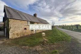 Barn to Renovate and Develop