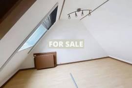 Detached House with Landscaped Garden