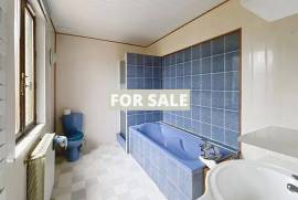 Detached House with Landscaped Garden