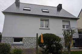 Detached House with Garden