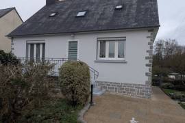 Detached House with Garden