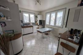 Detached House with Garden