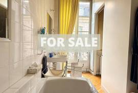 Magnificent Town House in Historic Sector