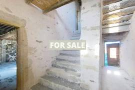 Former Farm House With Outbuildings