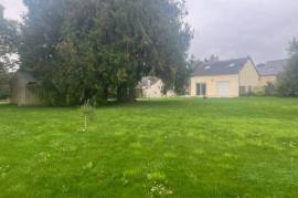 Contemporary Detached House with Landscaped Garden