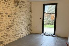 Farm House and Farm Complex Outbuildings with Land