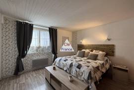 Beautifully Renovated House with Character