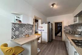 Beautifully Renovated House with Character