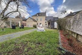 Beautifully Renovated House with Character