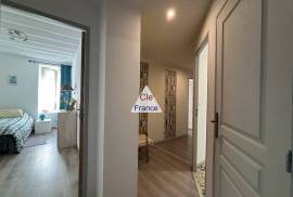 Beautifully Renovated House with Character