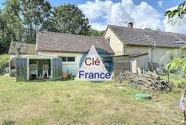 Detached Country House with Lovely Garden