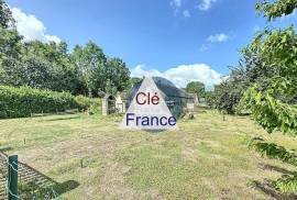 Detached Country House with Lovely Garden