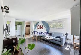 Detached Country House with Lovely Garden