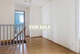 Detached Country House with Outbuilding and a Pond