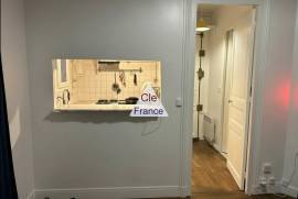 Paris Apartment on the Second Floor Paris Apartment on the Second Floor