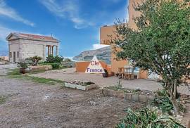 Apartment in Great Location Apartment in Great Location