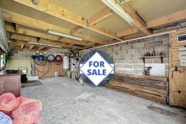 Detached Country House with Outbuilding