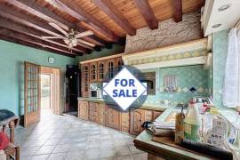 Detached Country House with Outbuilding