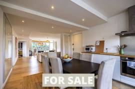 Apartment in Great Location Apartment in Great Location