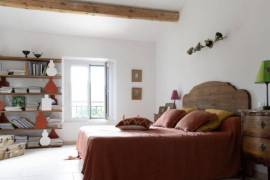 Detached Villa with Swimming Pool