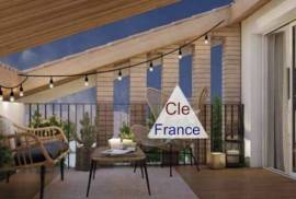 Spacious Duplex Apartment