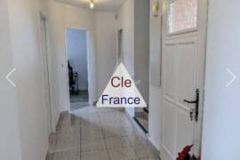 Beautiful Villa with Swimming Pool