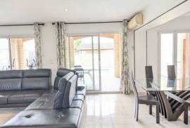 Beautiful Villa with Swimming Pool