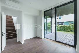 Detached house for sale in Riga, 339.00m2