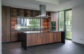 Detached house for sale in Riga, 339.00m2