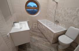 Detached house for sale in Riga, 240.00m2